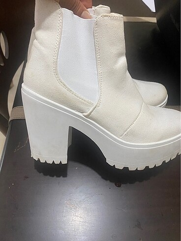 Topshop şahane bot