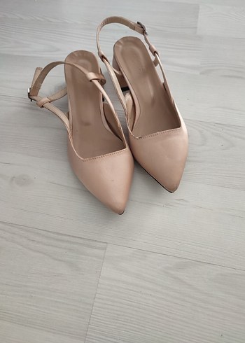 Bej Stiletto Topuklu Kadın Akşam Ayakkabısı