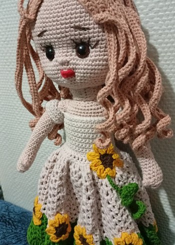 Renkli Çiçek Desenli Örgü Bebek - Görsel 2