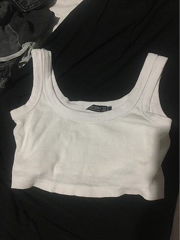 bershka beyaz crop