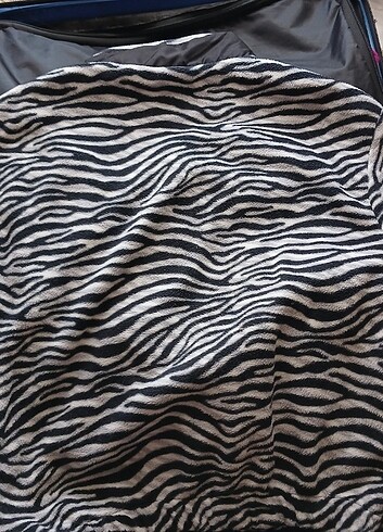 s Beden Zebra desenli lastikli sweatshirt