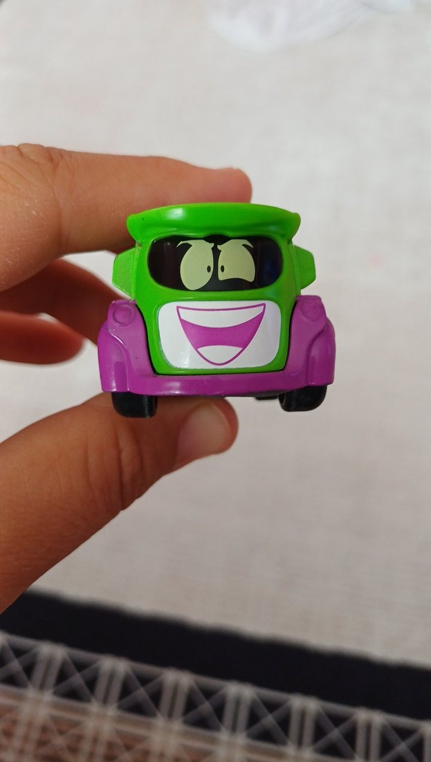 batwheels joker arabası - Görsel 3