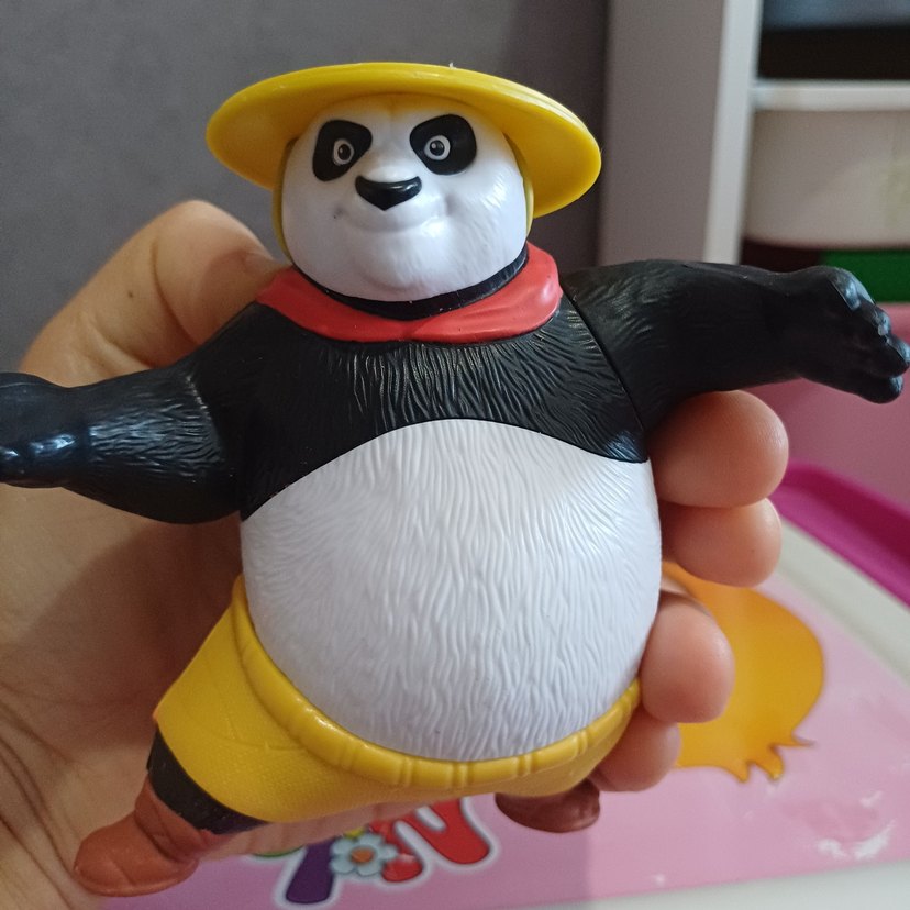 Sarı Şapkalı Panda Aksiyon Figürü - Görsel 4