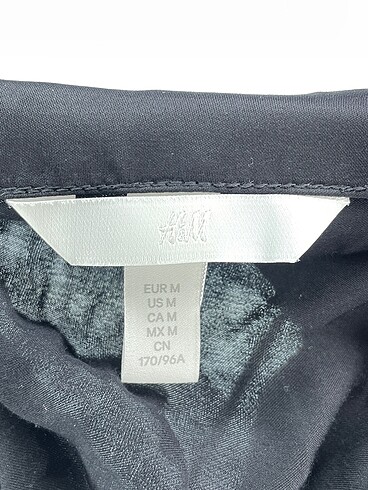 m Beden siyah Renk H&M Bluz %70 İndirimli.