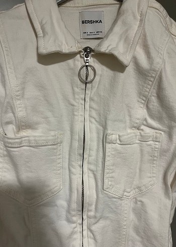 Beyaz Kısa Kollu Mini Bershka Tulum - Görsel 2