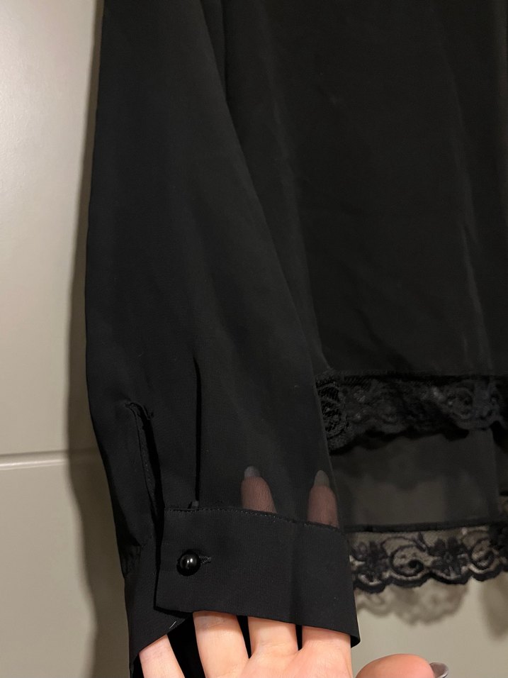 Dantel Detaylı Siyah Uzun Kollu Tül Bluz - Görsel 3