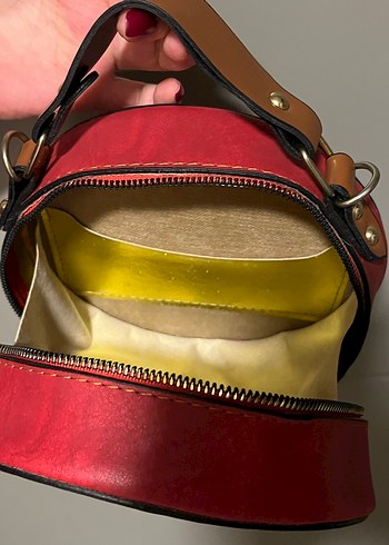 Kırmızı Yuvarlak Vintage Kadın Deri Çanta - Görsel 4