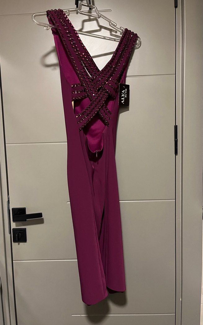 Mor/Mürdüm Sırt Dekolteli Abiye Elbise - Görsel 3