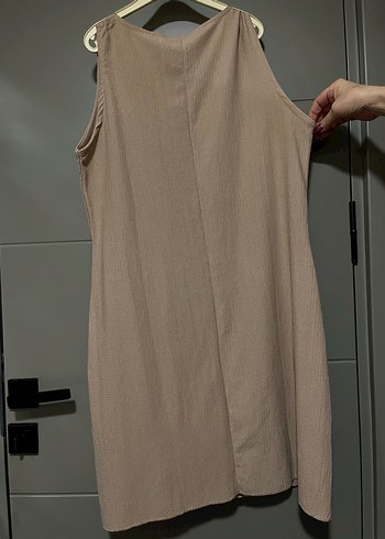 Bej V Yaka Kolsuz Midi Elbise - Görsel 2