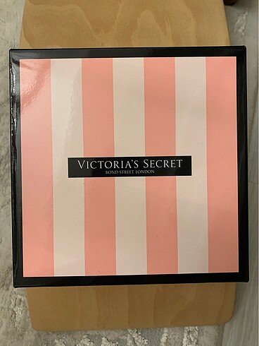 Victorias Secret Hediye Kutu