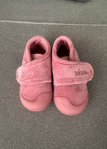 Vicco Kız Çocuk Pembe Sıcak Kaydırmaz Ev Terliği