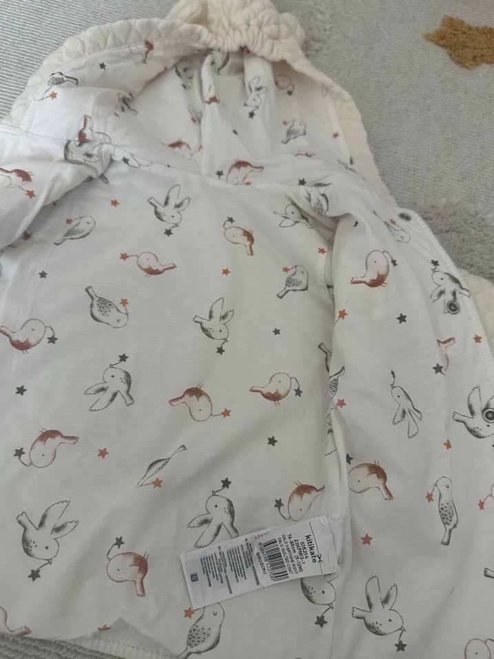 Kitikate Kapüşonlu Bej Kız Montu - Görsel 3