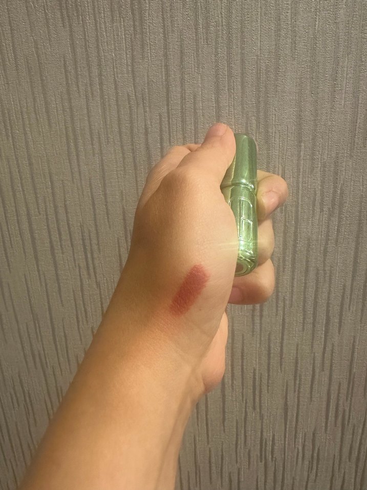 Clinique Pastel gül kurusu Ruj - Görsel 3