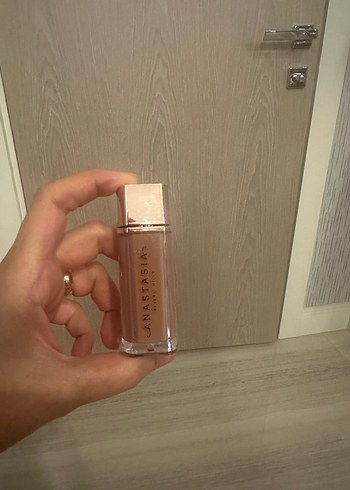 Anastasia Beverly Hills Lip Velvet Ruj - Bej - Görsel 3