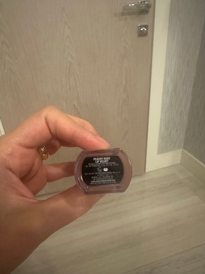 Anastasia Beverly Hills Lip Velvet Ruj - Bej - Görsel 4