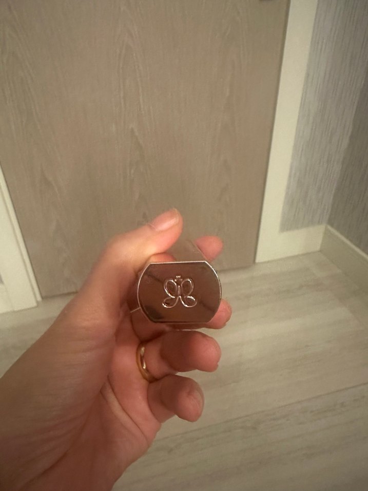 Anastasia Beverly Hills Lip Velvet Ruj - Bej - Görsel 5