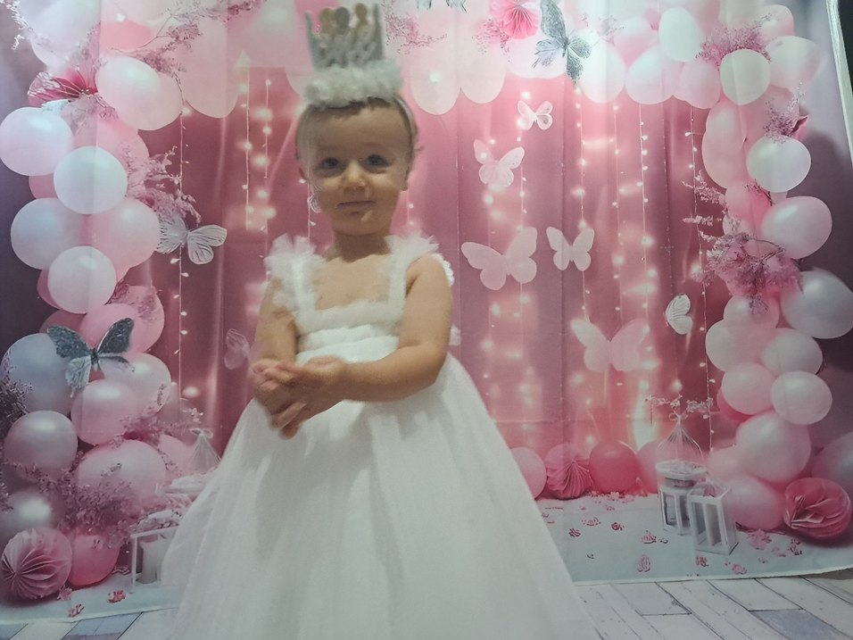 kelebek kanatlı Beyaz Çocuk Elbisesi - Görsel 2