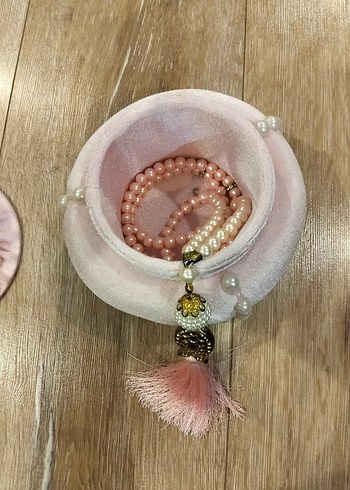 Kadife kutu ve iğnedenlik - Görsel 2