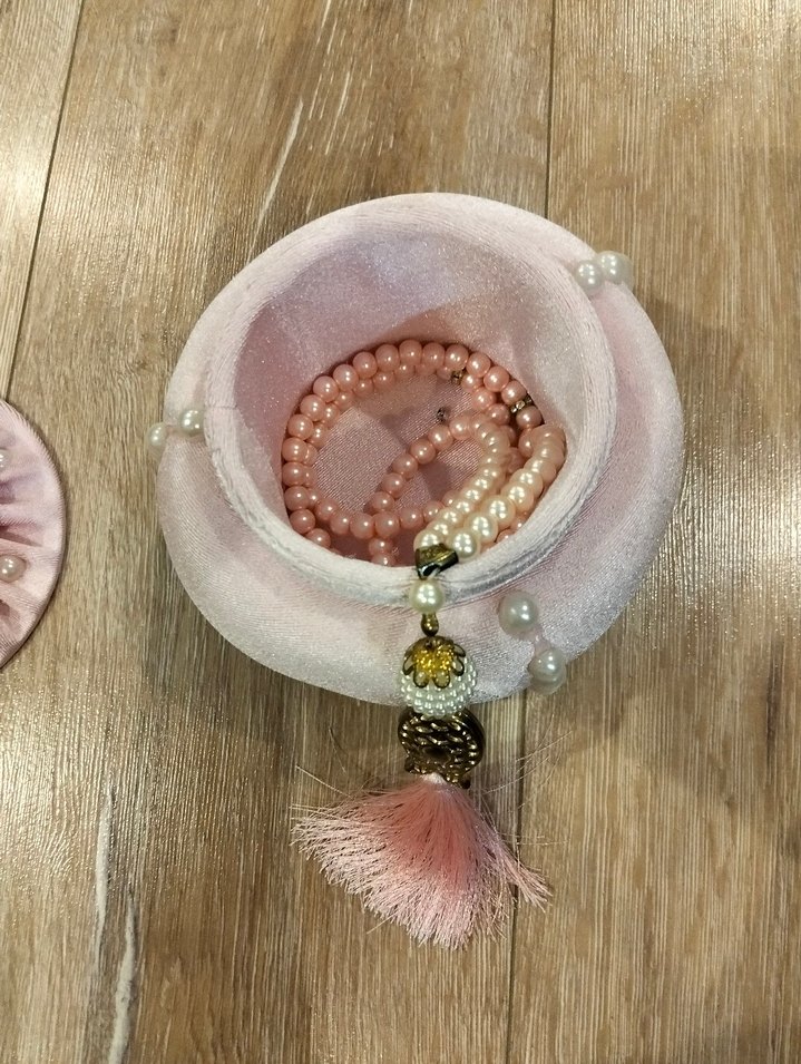 Kadife kutu ve iğnedenlik - Görsel 2