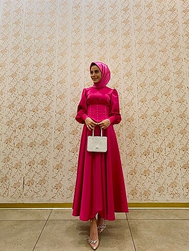 PEMBE TESETTÜR ABİYE