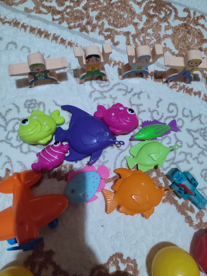 Renkli Plastik Deniz ve Figür Oyuncakları - Görsel 4