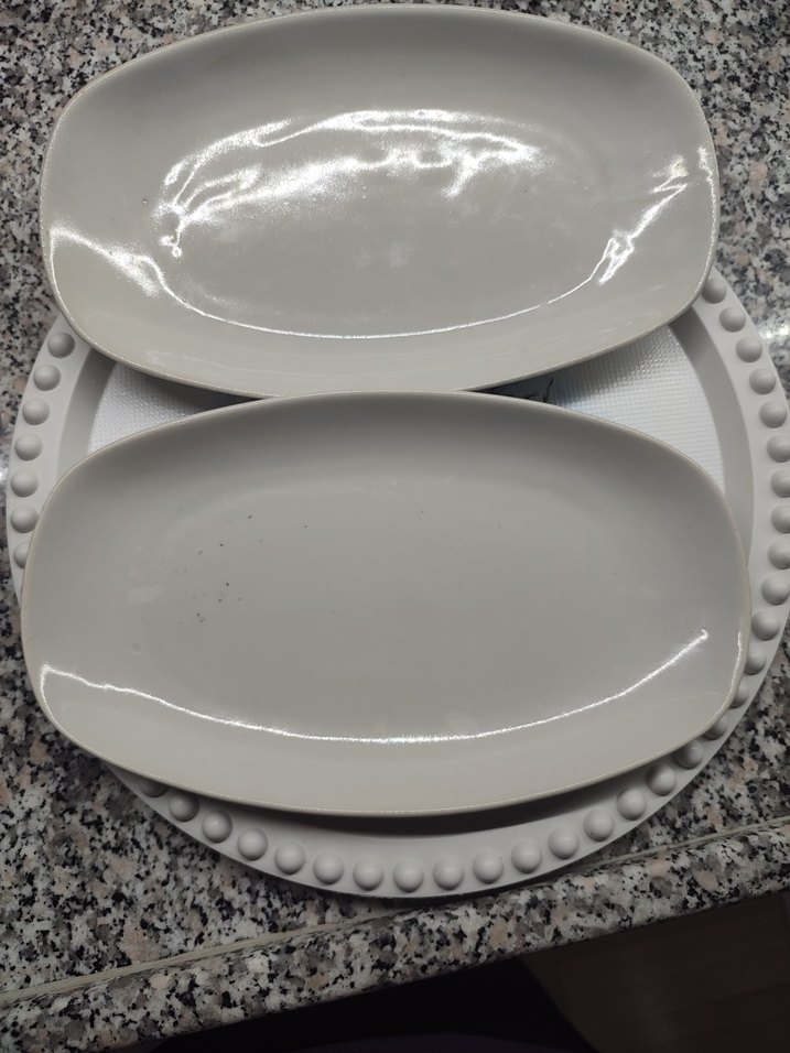 Beyaz Baskılı ve Bölmeli Tabak Seti - Görsel 3