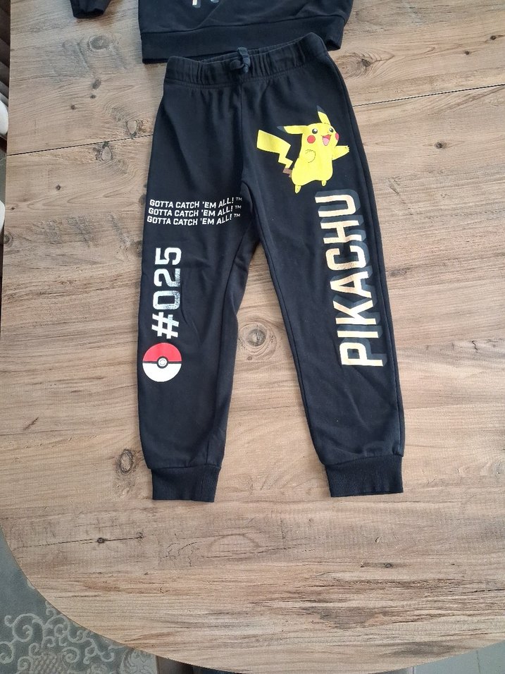 Pikachu Baskılı Siyah Kapüşonlu Erkek Eşofman Takımı h&m - Görsel 3