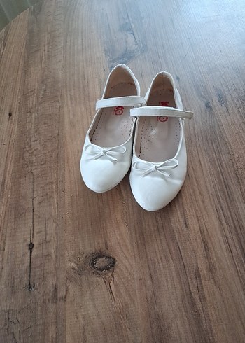 Kız Çocuk Beyaz Fiyonk Detaylı Babet - Görsel 2