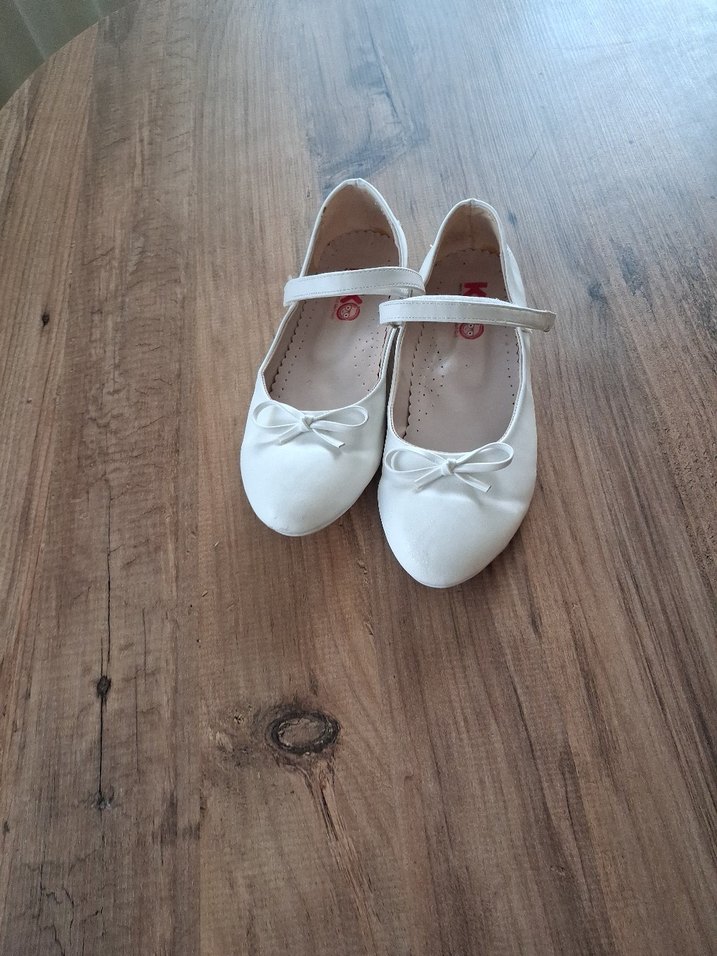 Kız Çocuk Beyaz Fiyonk Detaylı Babet - Görsel 2