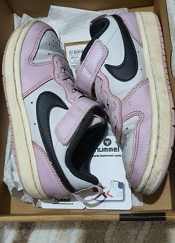 28 Beden Nike spor ayakkabı