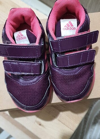 23 Beden Adidas spor ayakkabı