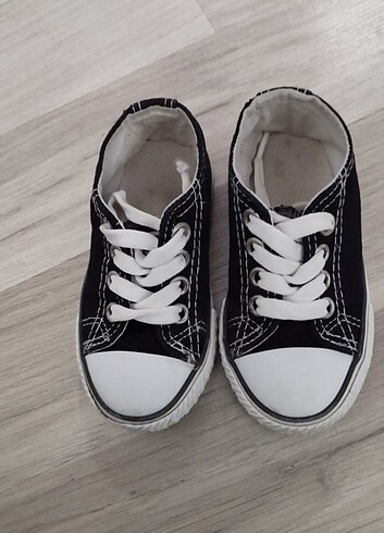 Bebek converse