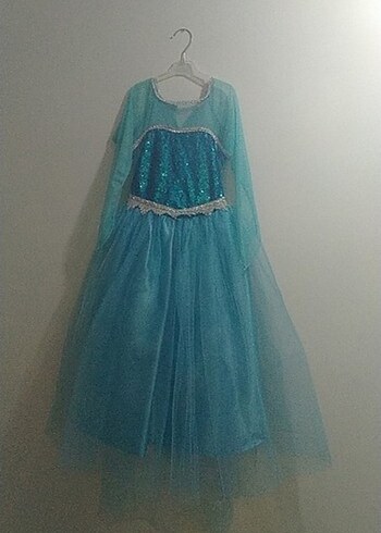 Elsa kıyafeti ve saçı
