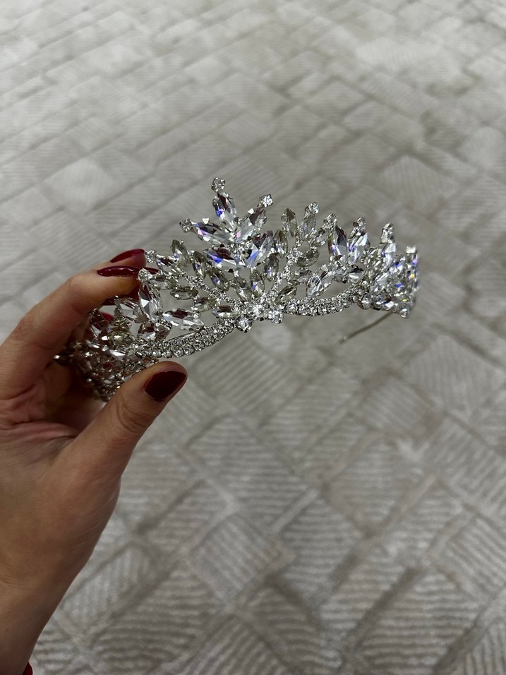 Parlak Beyaz Taşlı Gelin Tacı - Görsel 2