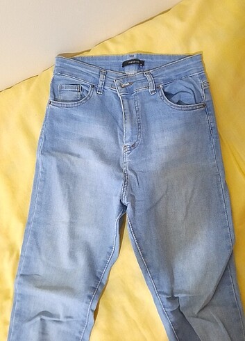 Bershka Jean kot