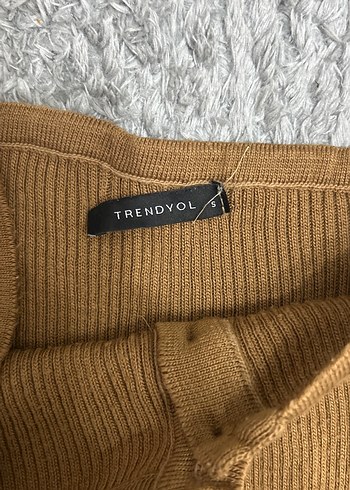 Trendyol & Milla Düğmeli Uzun Kollu Kahverengi Triko Kazak