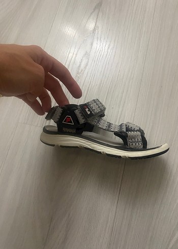 26 Beden gri Renk Gri desenli Erkek Çocuk Sandalet