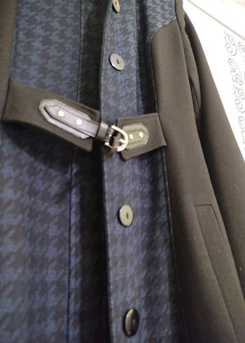 Uzun Siyah Kemerli Kadın Kışlık Trençkot - Görsel 5