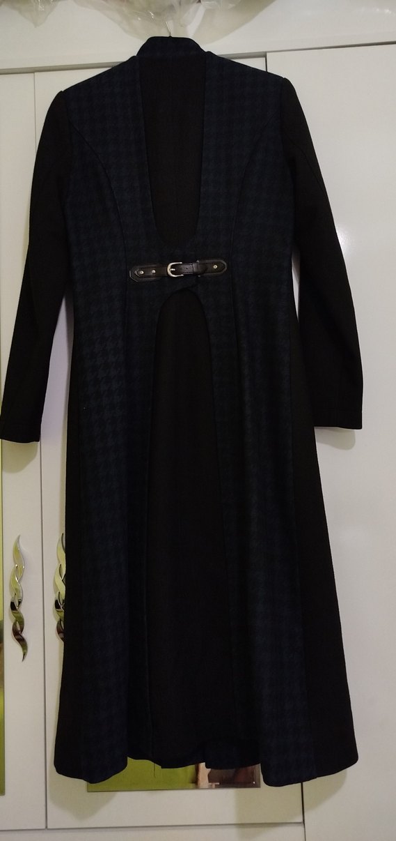 Uzun Siyah Kemerli Kadın Kışlık Trençkot - Görsel 3