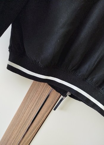 Bershka Siyah Fermuarlı Ceket - Görsel 5