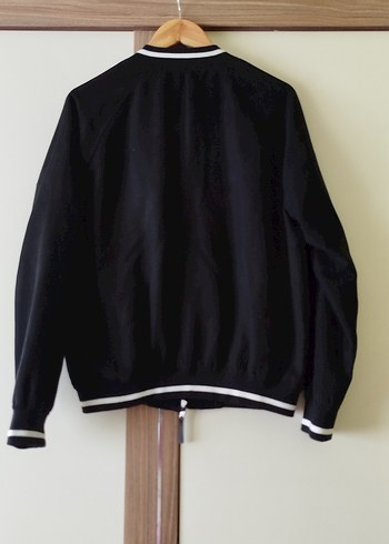 Bershka Siyah Fermuarlı Ceket - Görsel 2