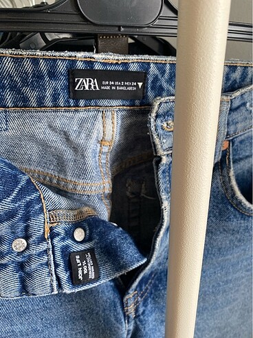 Zara Paçaları kesik,jean pantalon