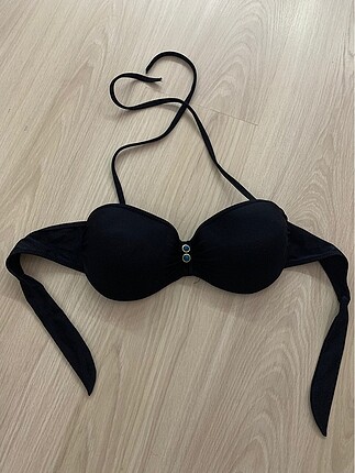 Bikini üstü