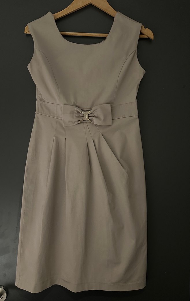 Bej Renk Sıfır Kol Elbise - Görsel 4