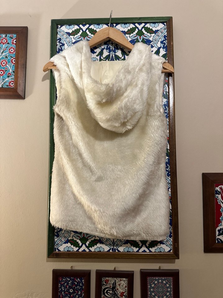 Kapşonlu Peluş Kadın Yelek - Görsel 4