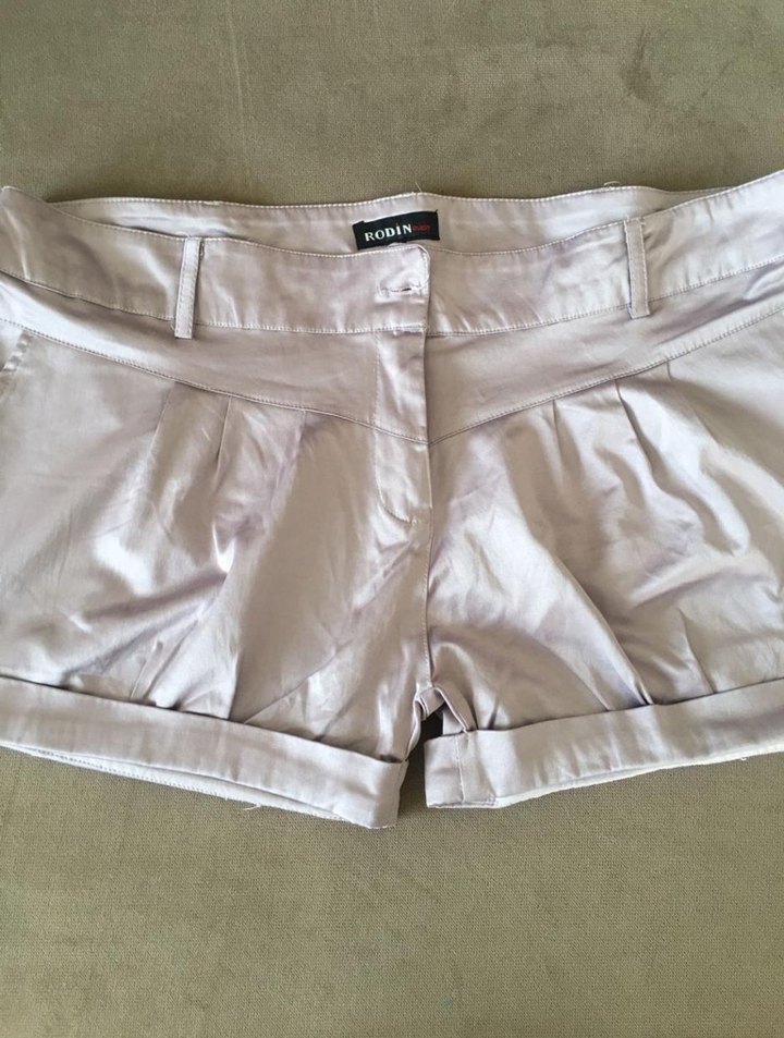 Gri Mini Şort - Görsel 3