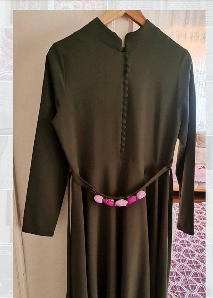 Kadın Haki Renk Hakim Yaka Düğmeli Uzun Elbise - Görsel 2