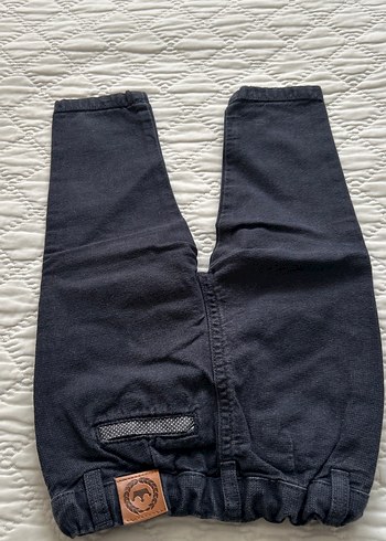 Düğmeli Beyaz Denim Bebek Erkek Takım - Görsel 3