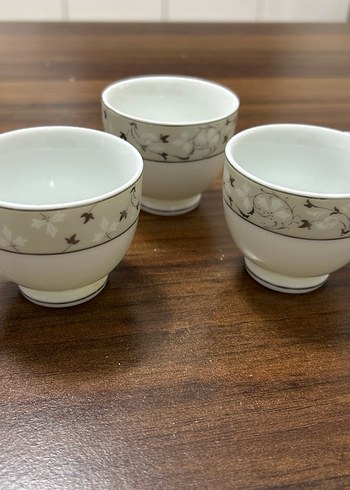 Gri Desenli Beyaz Porselen Fincan - Görsel 3