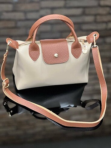 Longchamp muadili